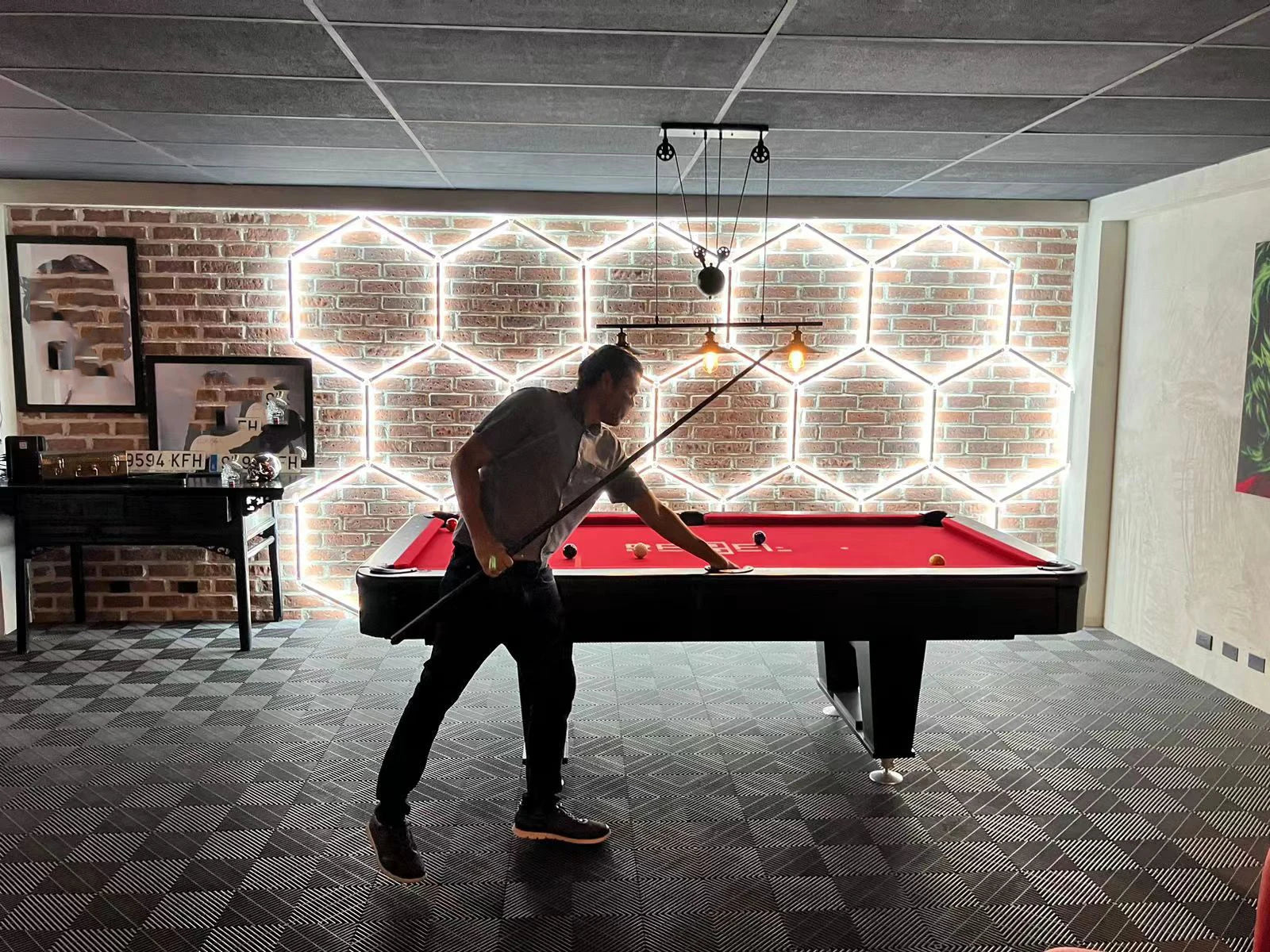 15 Hexagones LED 6500K : éclairage puissant et professionnel pour garages et detailing