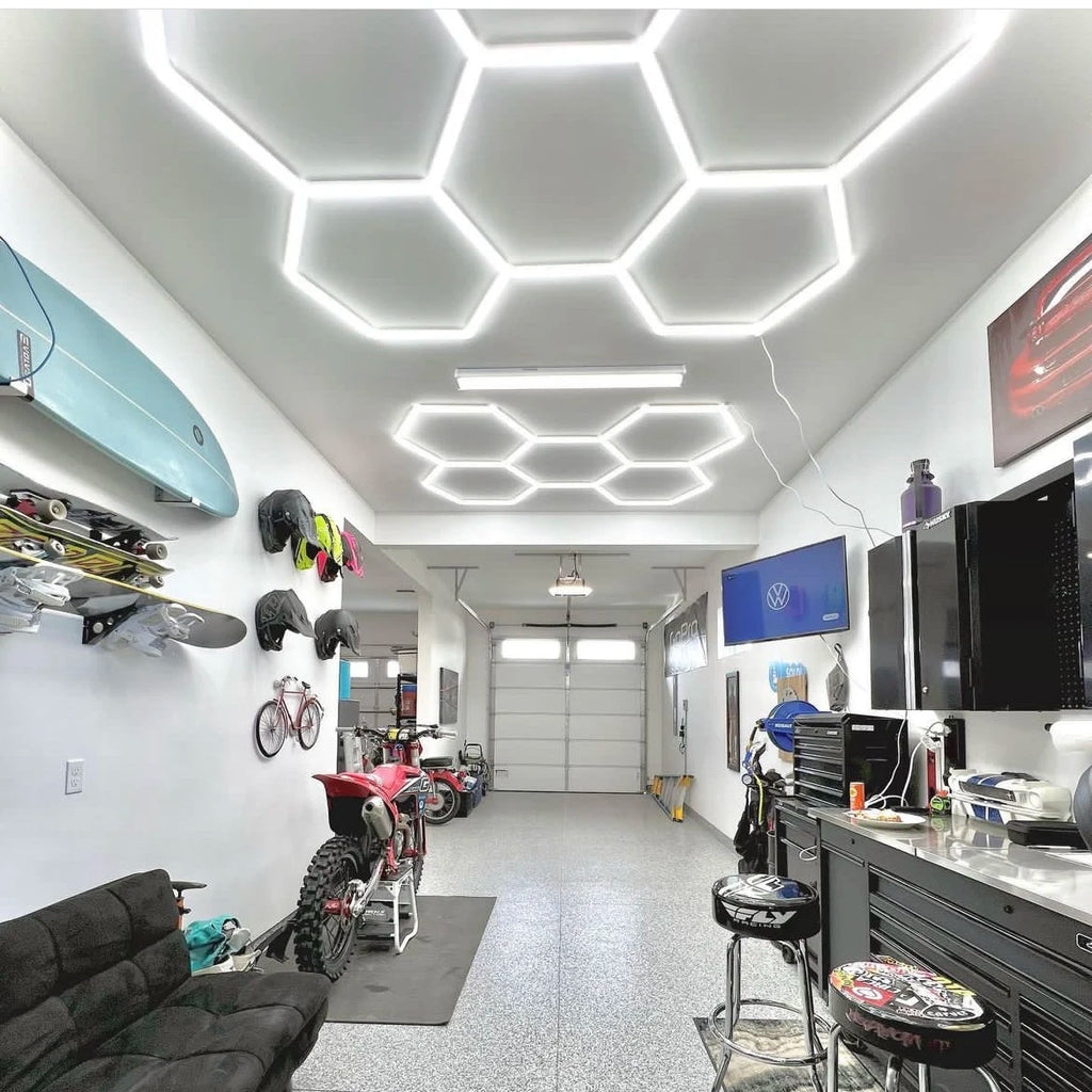 Éclairage LED hexagonal premium 6500K pour garages