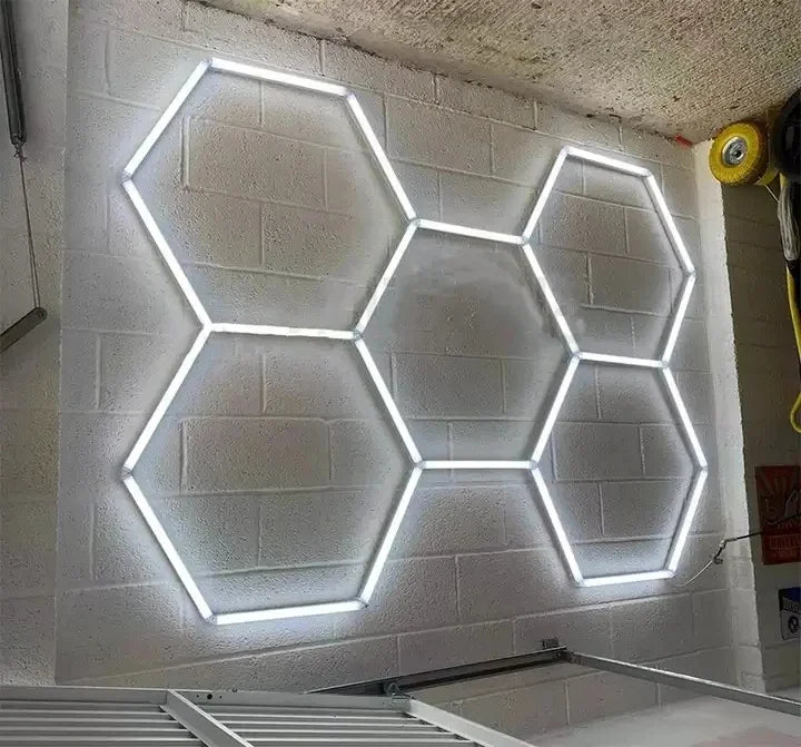 Lumière Luxe : éclairage LED hexagonal haute intensité