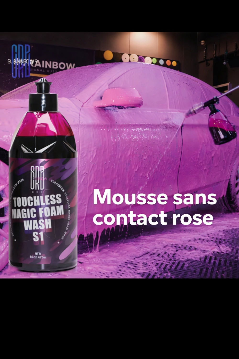 Lavage voiture mousse rose